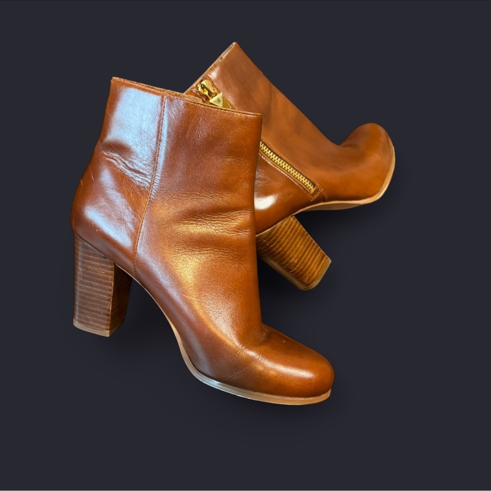 Michael Kors Tan Leather Heeled Boots size 8 stacked heel